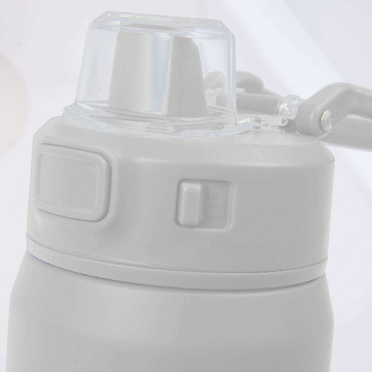 Front View of White Canyon Recycled Stainless Steel Bottle 30oz